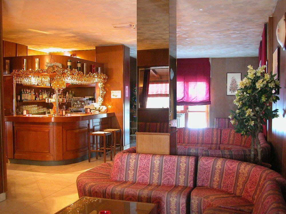 Hotel Miravalle Oulx Kültér fotó